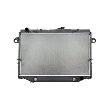 Load image into Gallery viewer, Radiator Suitable For Toyota Landcruiser 100S HZJ105R FZJ105R HDJ100R 98-07AT MT-2