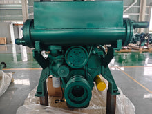 Load image into Gallery viewer, Sinotruck Marine Assembled New WD615 Series 350HP 2000rpm Marine diesel Engine with Marine Gearbox for Boat