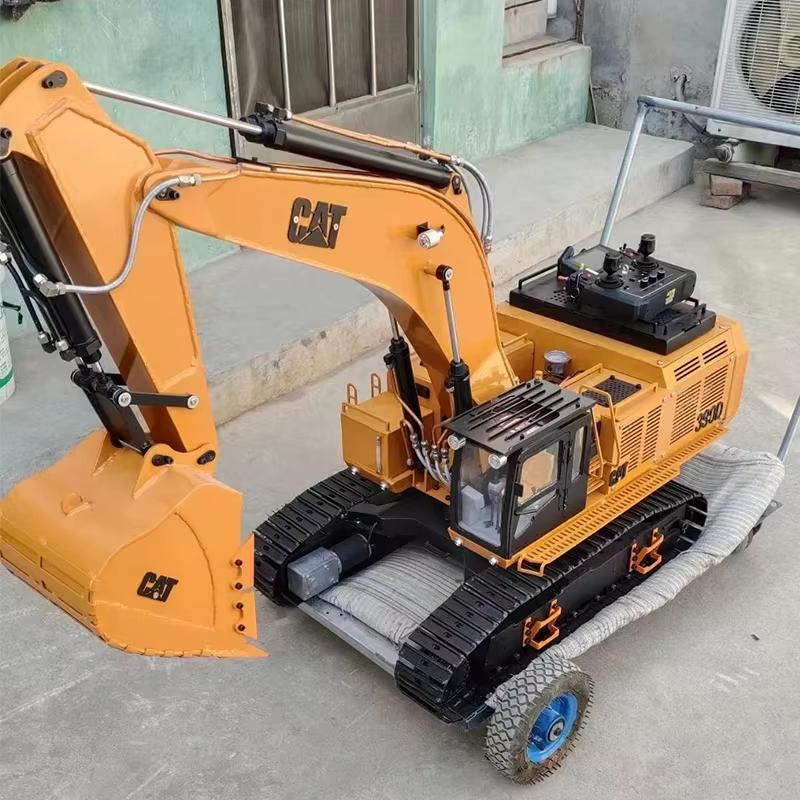 Small Crawler Remote Control Excavator Mini Excavator 0.8 Ton Remote Control Mini Excavator Home Digger