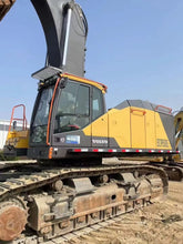 Load image into Gallery viewer, Famous Brand VOLVO Original VOLVO EC950EL Used Excavator for Sale Excellent Product Quality and Service Attitude