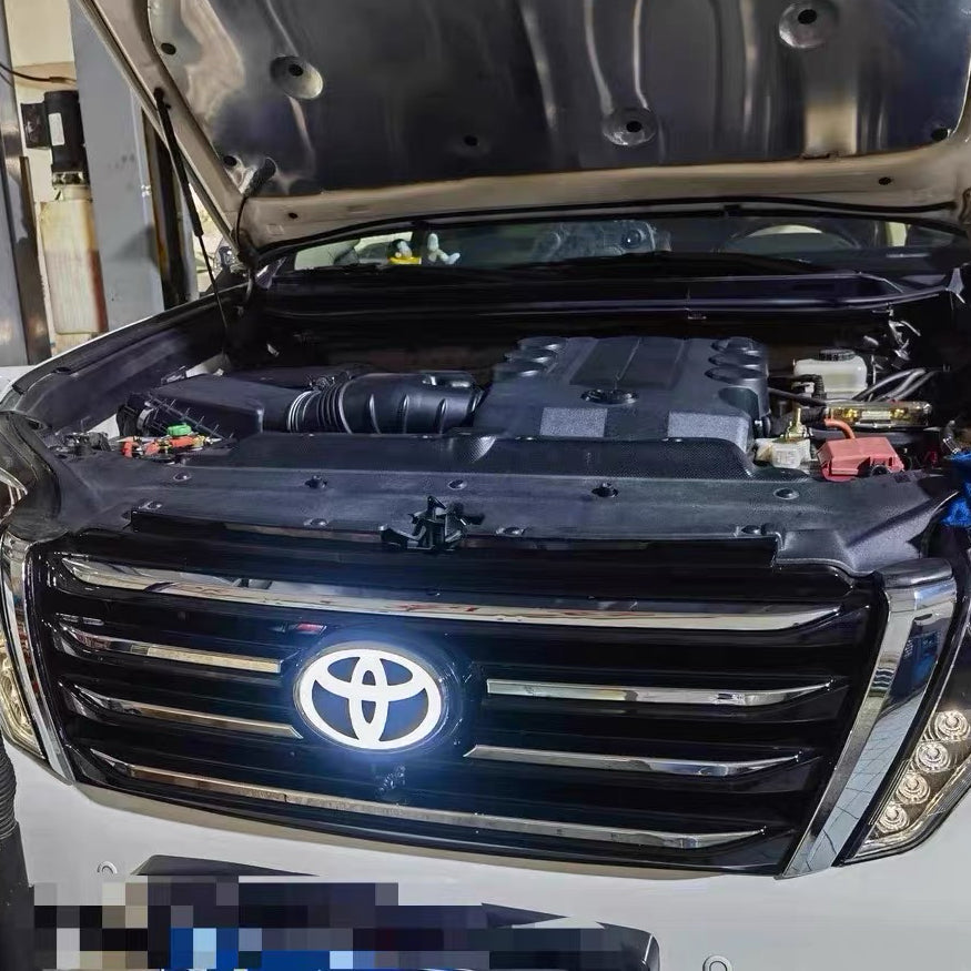 Toyota logo Hilux / Tundra /Prado (2018-2021 )/ Land Cruiser (2016-2021)/ led front toyota symbol light-4